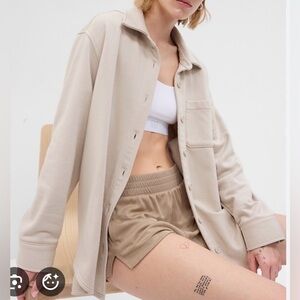 GAP size L Vintage Soft Oversized Shirt Jacket & Vintage Soft High Rise Joggers